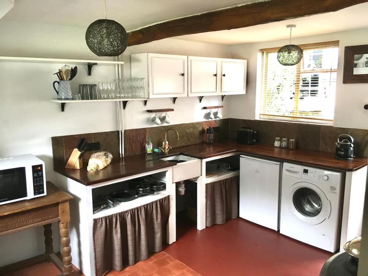 Chapel Holiday home Machynlleth